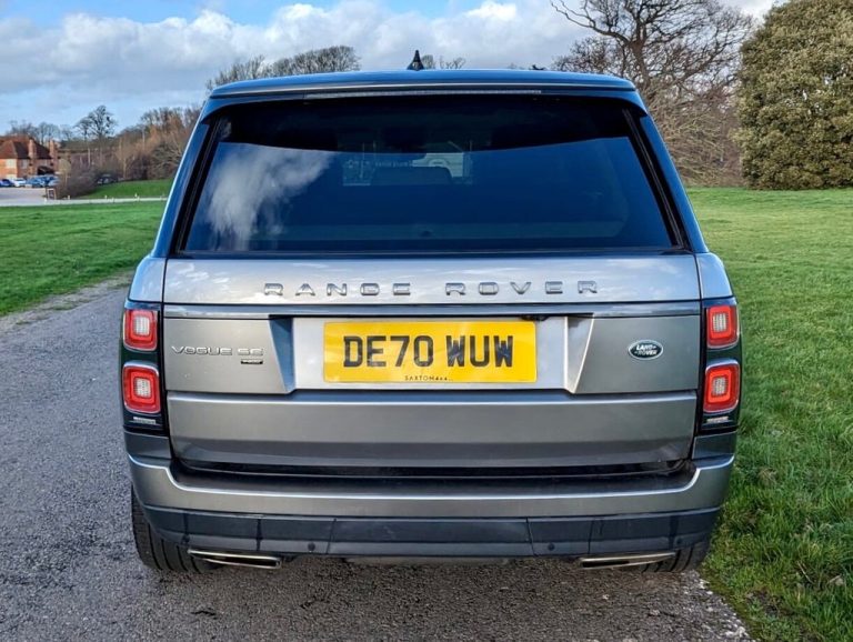 2020 LAND ROVER RANGE ROVER 3.0 VOGUE SE MHEV 5d 395 BHP