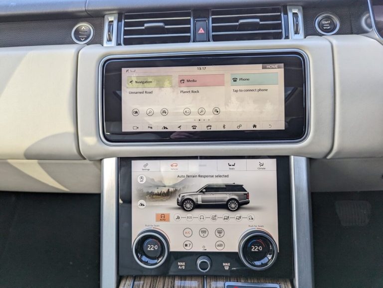 2020 LAND ROVER RANGE ROVER 3.0 VOGUE SE MHEV 5d 395 BHP